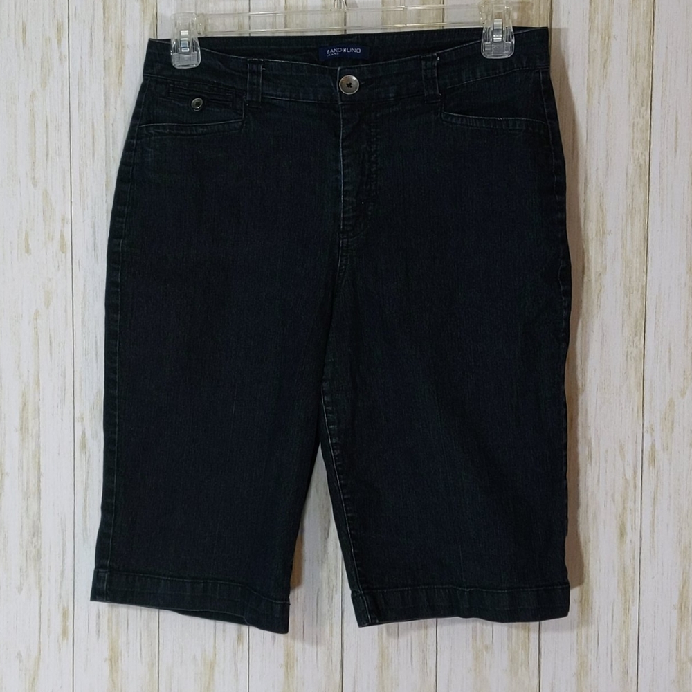 Bandolino jean shorts size 12